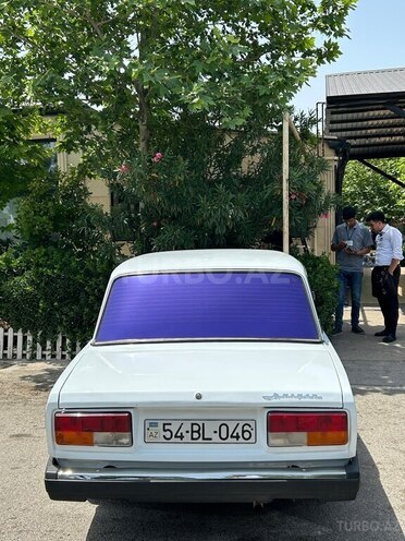 LADA (VAZ) 2107 2007, 95,000 km - 1.6 l - Salyan