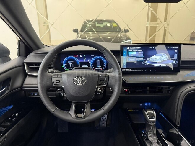 Toyota Camry-11