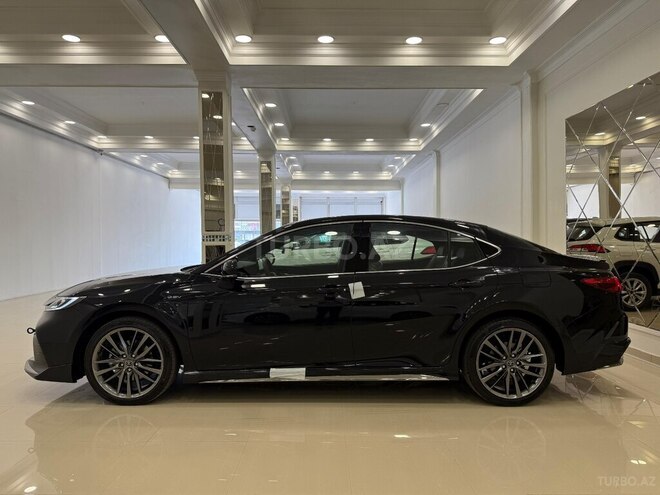 Toyota Camry-4