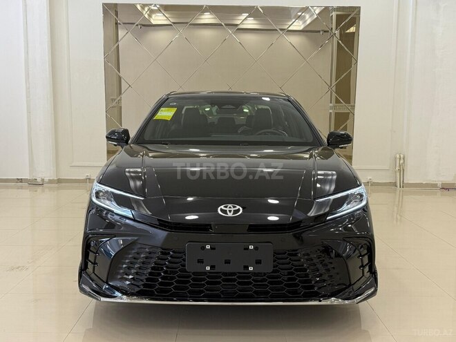 Toyota Camry-1