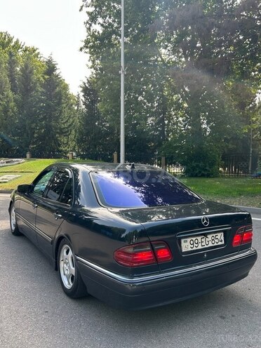 Mercedes E 240 1999, 530,000 km - 2.4 l - Mingəçevir