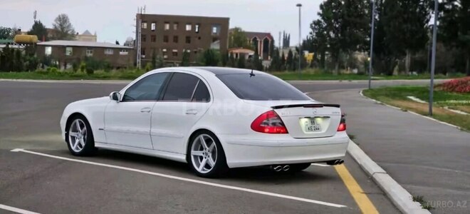 Mercedes E 240 2005, 301,000 km - 2.6 l - Gəncə