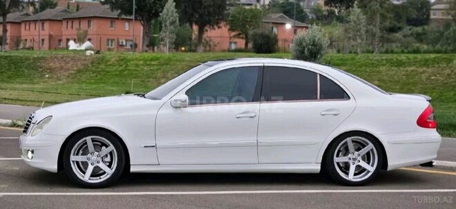 Mercedes E 240 2005, 301,000 km - 2.6 l - Gəncə