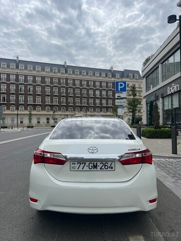 Toyota Corolla 2013, 283,500 km - 1.6 l - Bakı
