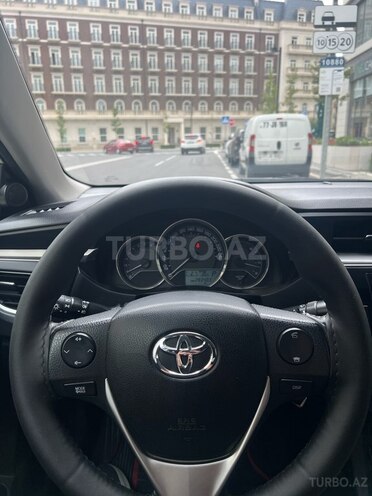 Toyota Corolla 2013, 283,500 km - 1.6 l - Bakı