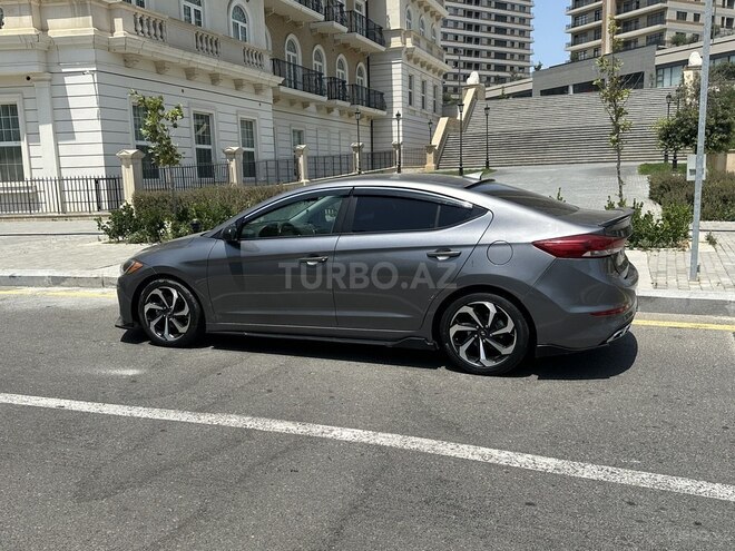 Hyundai Elantra 2018, 160,000 km - 2.0 l - Bakı