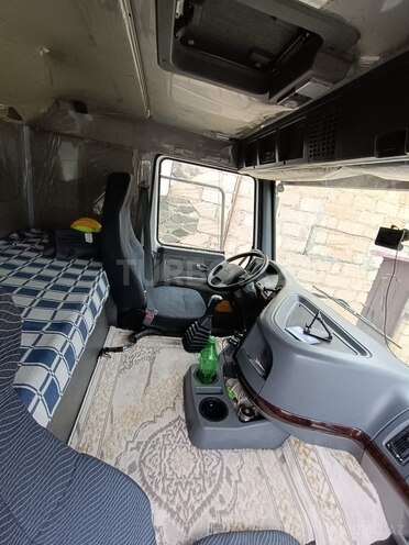 HOWO Sinotruk 2024, 29,000 km - 9.7 л - Gəncə