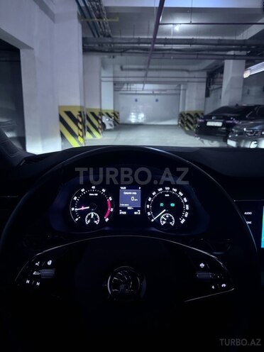 Skoda Octavia 2023, 37,000 km - 1.6 л - Bakı
