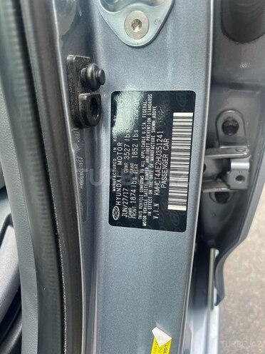 Hyundai Accent-8