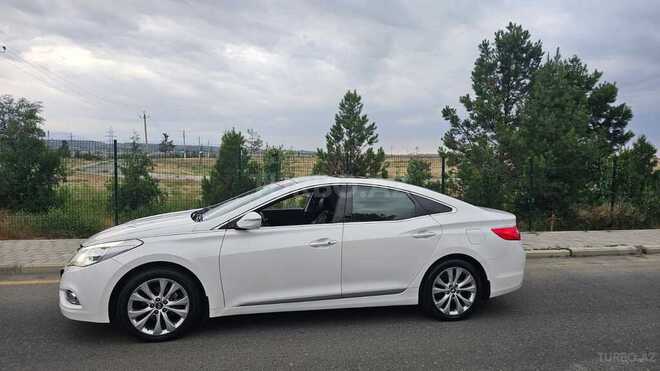 Hyundai Grandeur 2014, 140,000 km - 2.4 l - Naftalan