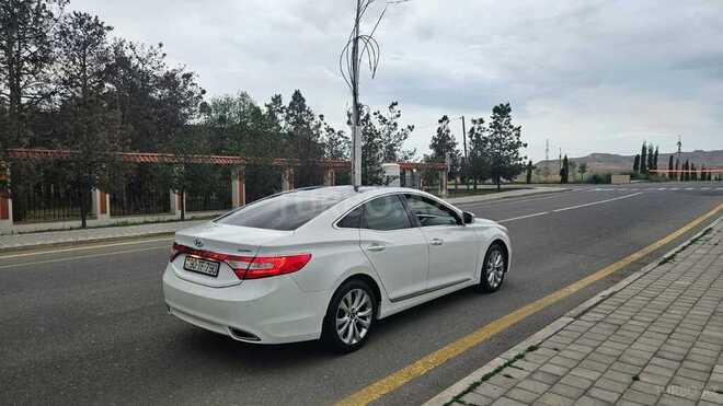 Hyundai Grandeur 2014, 140,000 km - 2.4 l - Naftalan