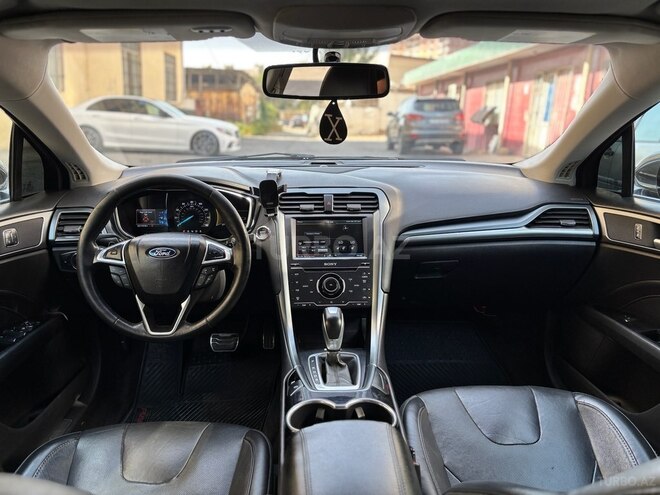 Ford Fusion (North America) 2015, 222,000 km - 2.0 л - Bakı