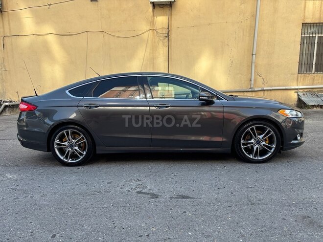 Ford Fusion (North America) 2015, 222,000 km - 2.0 л - Bakı