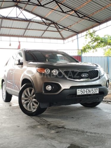 Kia Sorento 2011, 254,000 km - 2.0 l - Füzuli
