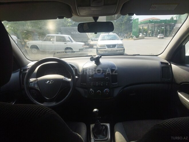 Hyundai i30 2009, 320,000 km - 1.6 l - Bakı