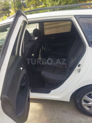 Hyundai i30 2009, 320,000 km - 1.6 l - Bakı