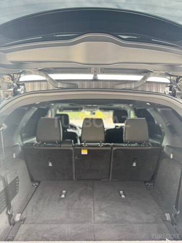 Land Rover Discovery 2018, 141,000 km - 3.0 l - Bakı