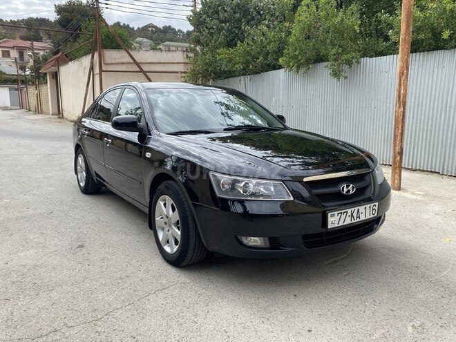 Hyundai Sonata-1