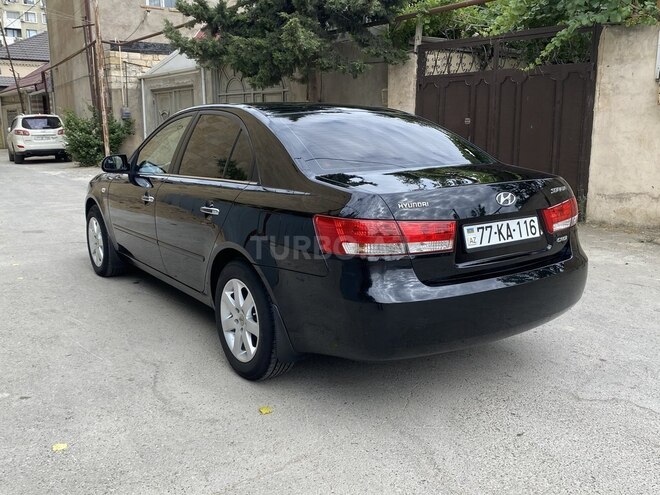 Hyundai Sonata-6