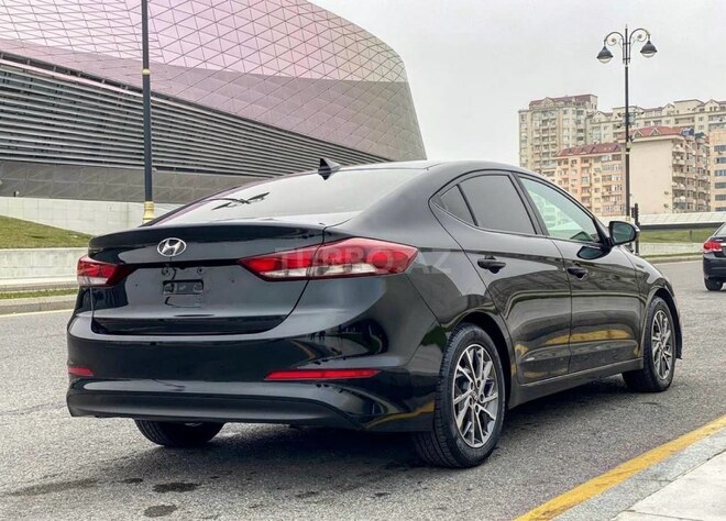 Hyundai Elantra 2016, 169,000 km - 2.0 l - Bakı
