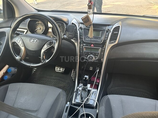 Hyundai i30 2013, 222,000 km - 1.6 л - Bakı