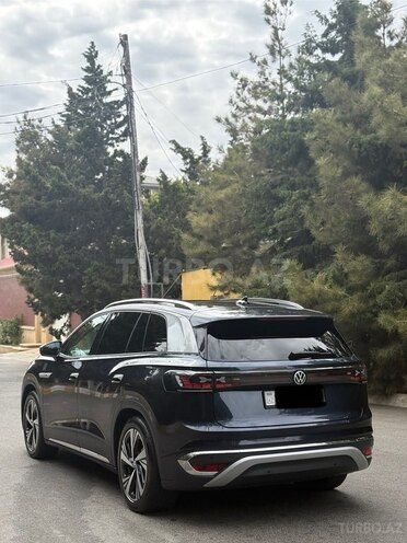 Volkswagen ID.6 Crozz 2022, 61,000 km - 0.0 l - Bakı