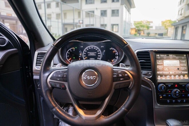 Jeep Grand Cherokee 2016, 140,000 km - 3.0 л - Bakı