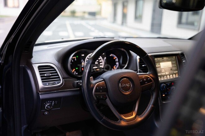 Jeep Grand Cherokee 2016, 140,000 km - 3.0 л - Bakı