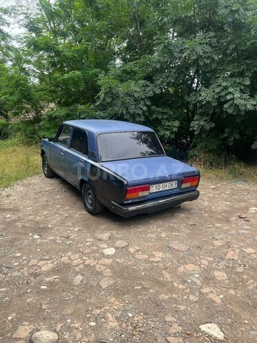 LADA (VAZ) 2107 2005, 70,000 km - 1.6 л - Quba