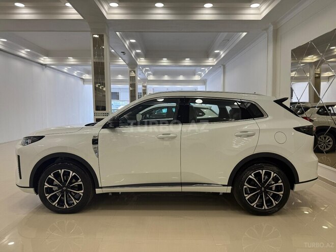 Changan Qiyuan Q05-5