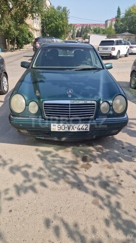 Mercedes E 240 1998, 270,000 km - 2.4 l - Sumqayıt