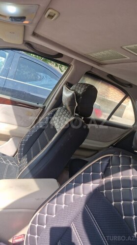 Mercedes E 240 1998, 270,000 km - 2.4 l - Sumqayıt