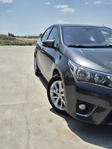 Toyota Corolla 2013, 177,000 km - 1.4 l - Salyan