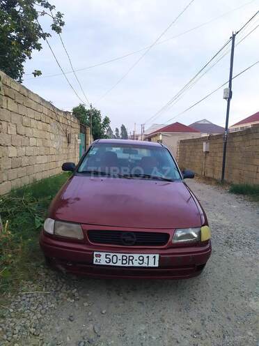 Opel Astra 1996, 500,000 km - 1.6 l - Bakı