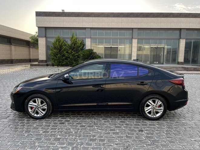 Hyundai Elantra 2018, 97,000 km - 2.0 l - Bakı