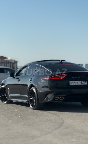 Kia Stinger-9
