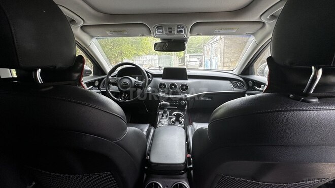 Kia Stinger-8