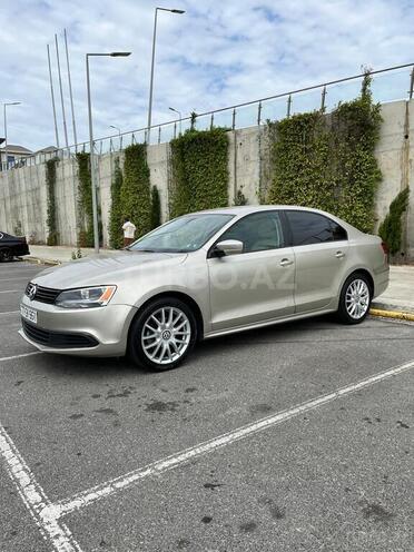 Volkswagen Jetta-3