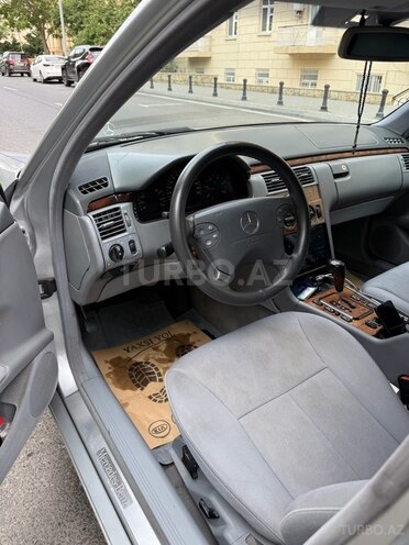 Mercedes E 220 d 2000, 312,000 km - 2.2 l - Bakı