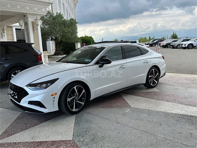Hyundai Sonata-6