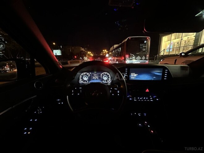 Hyundai Sonata-10