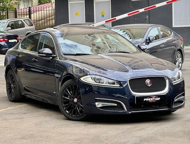 Jaguar XF 2015, 59,000 km - 2.0 l - Bakı
