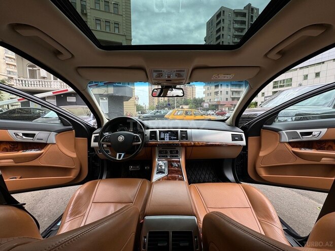 Jaguar XF 2015, 59,000 km - 2.0 l - Bakı