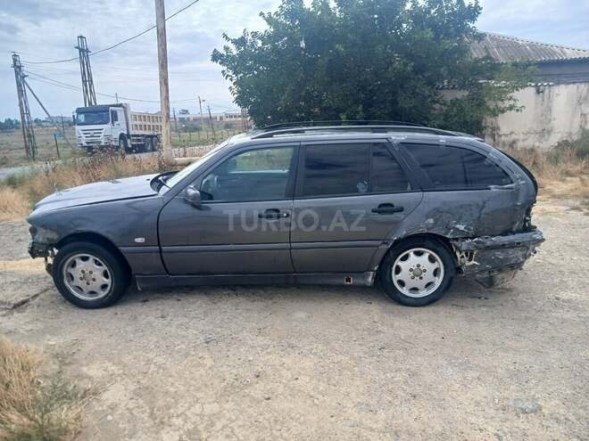 Mercedes C 220 d 1999, 56,000 km - 2.2 l - Bakı