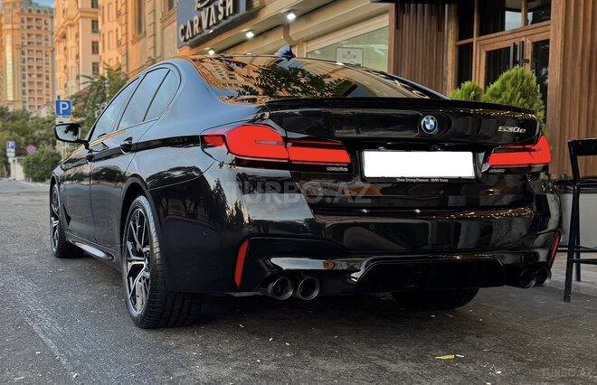 BMW 530e 2023, 27,000 km - 2.0 l - Bakı