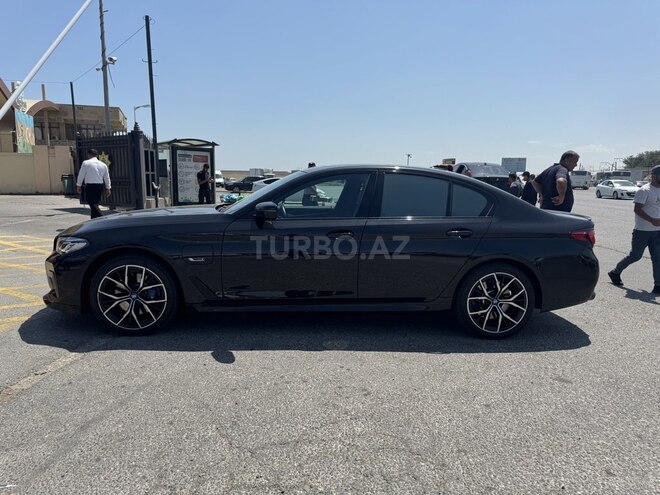 BMW 530e 2023, 27,000 km - 2.0 l - Bakı
