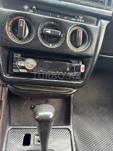 Mercedes 190 1990, 280,000 km - 2.0 l - Bakı