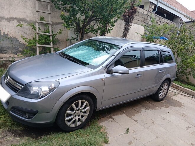 Opel Astra 2006, 190,000 km - 1.4 l - Bakı