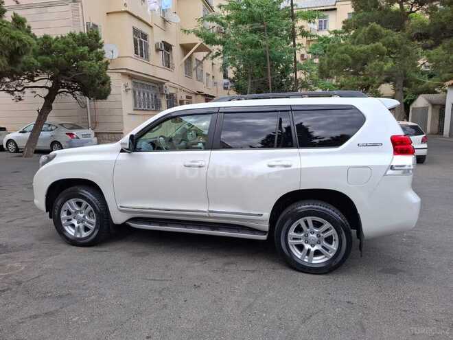 Toyota Land Cruiser Prado-13