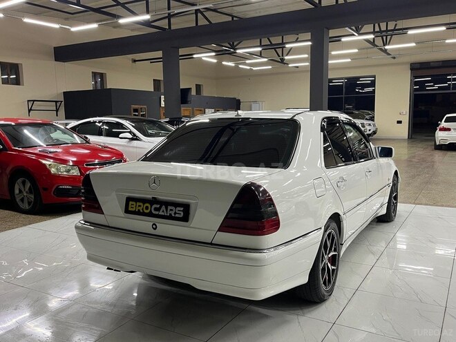Mercedes C 240 1999, 265,380 km - 2.4 l - Bakı